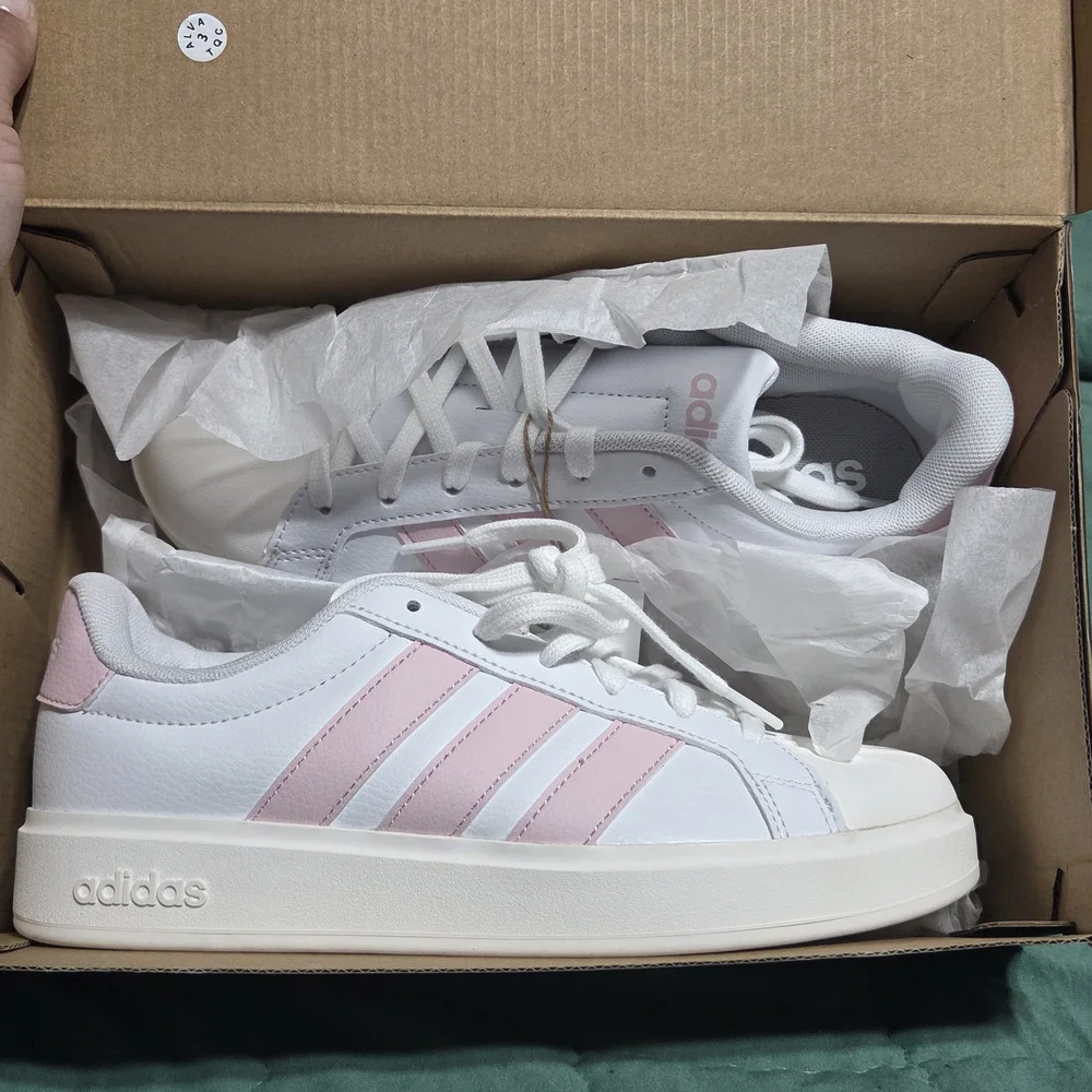 adidas White Sneakers with Light Pink Stripes - Picture 3 of 4